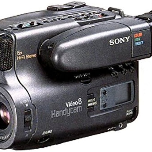 Vintage 1991 Sony Video 8 Handycam Video Camera WITH ORIGINAL RECEIPT FROM 1991 - Picture 3 of 16